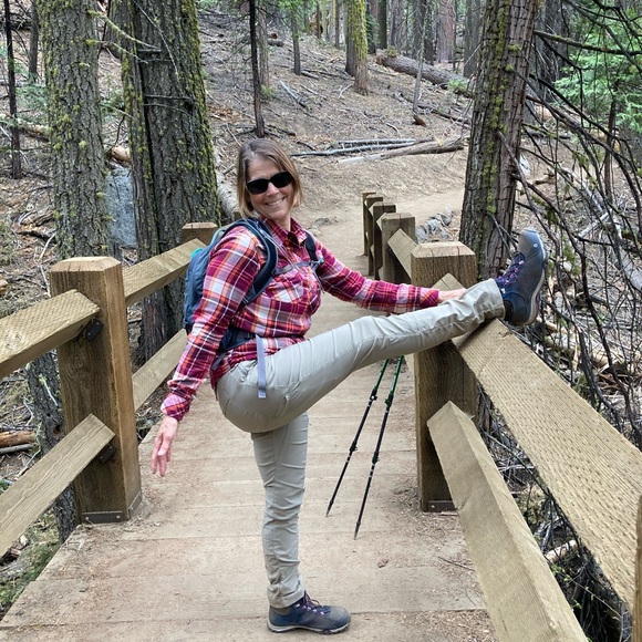 Meet your Posher, Lisa - Picture 3 of 10